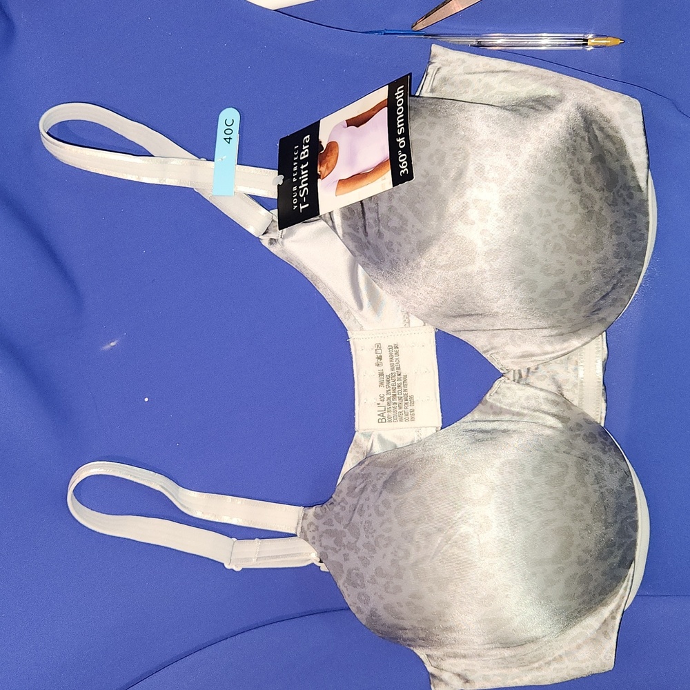 Bali One Smooth U Natural Shaping T-shirt Bra Size 40C